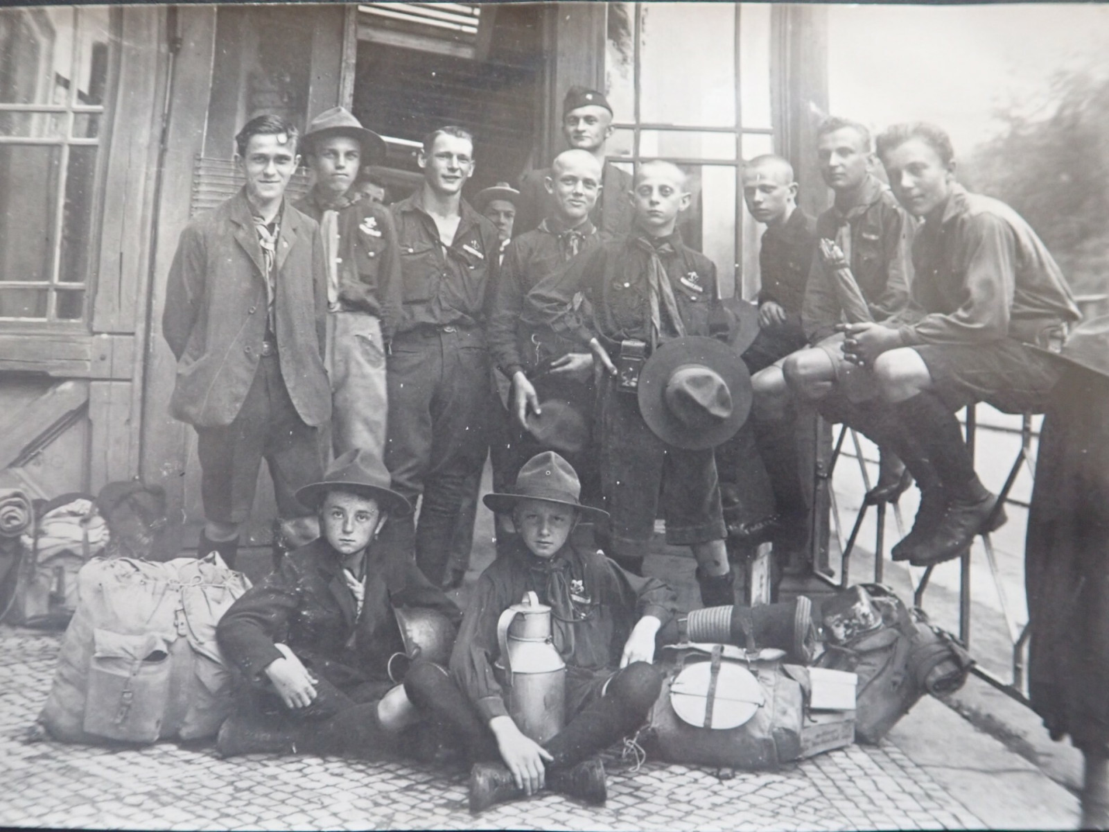 Tbor u Ivanskho jezere u Rychnova n.K. - 1924. Zleva: K.ech, V.Hork, Hladk, J.Mhlstein, J. Hlavek, J.l, Barto, B. Bumelt, Paa, Jar. Hlavek